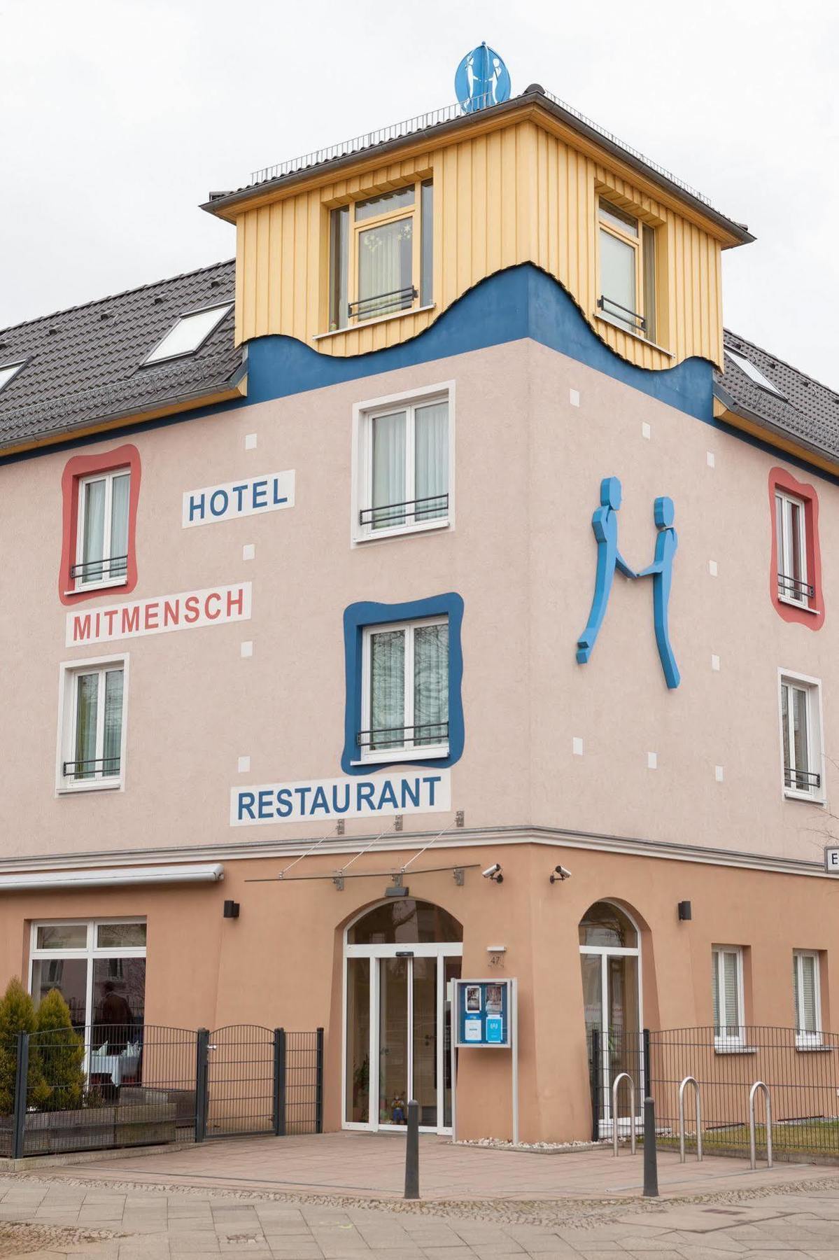 Hotel Mit-Mensch Берлин Экстерьер фото